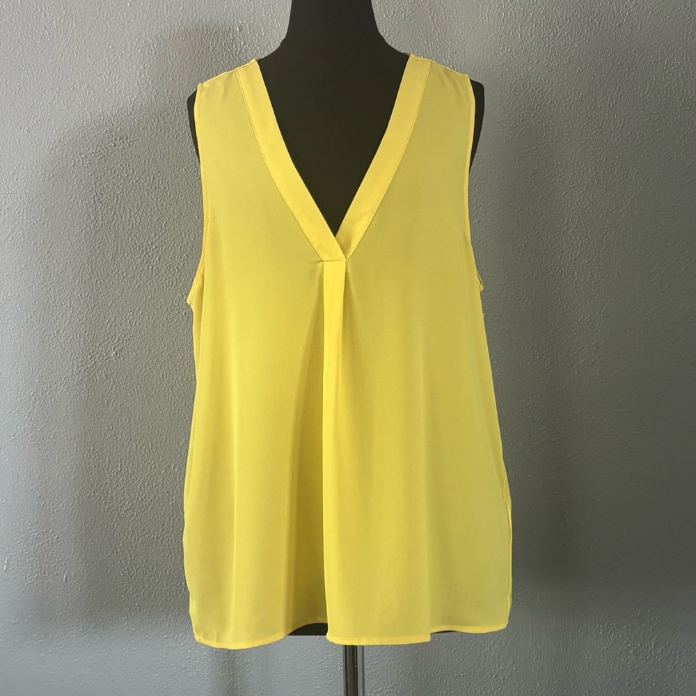 NWT Forever 21 Yellow V Neck Sleeveless Top Womens Size XL